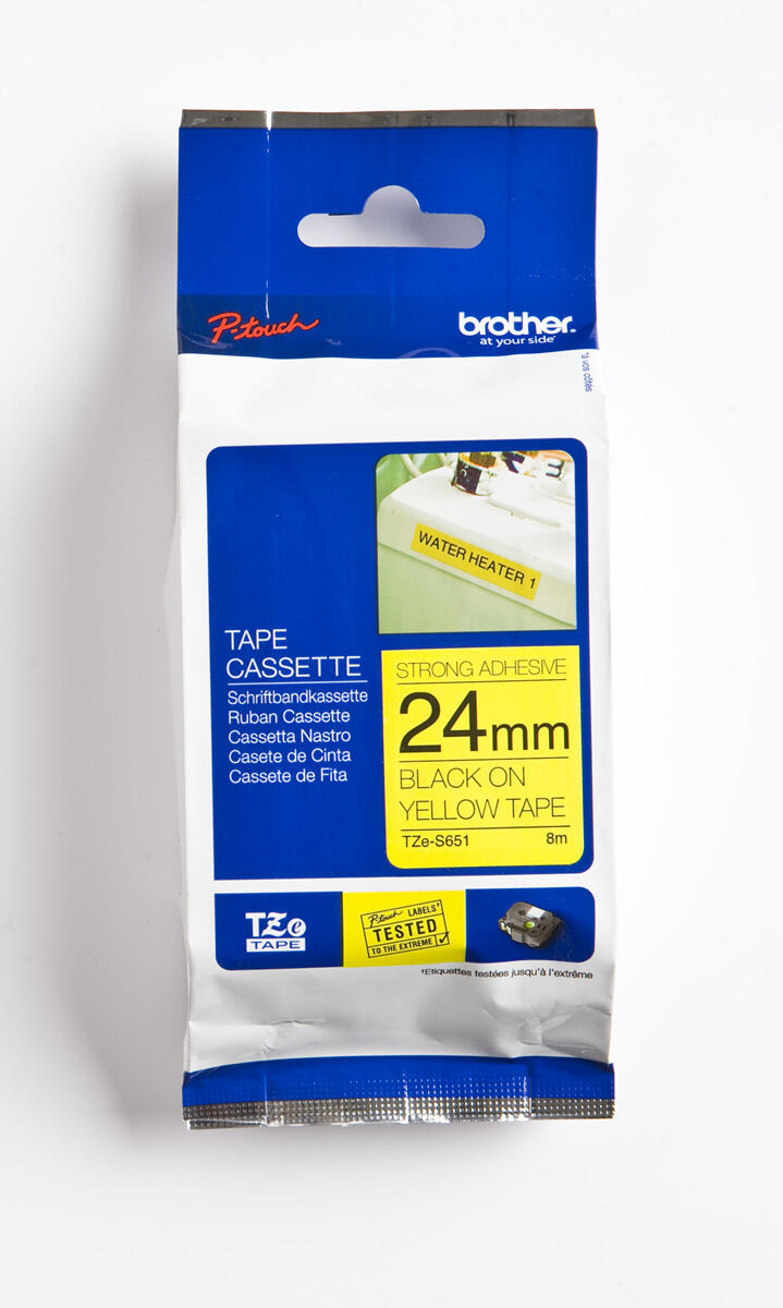 BROTHER P-TOUCH TZE-S651 TZE-TAPE 24MM SARI ÜZERİNE SİYAH GÜÇLÜ YAPIŞKANLI LAMİNASYONLU ETİKET
